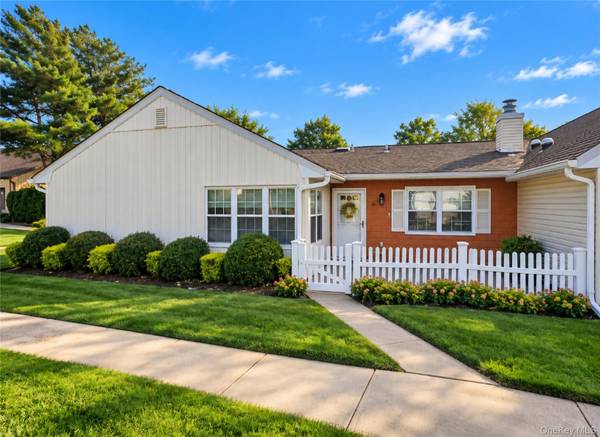 36 Revere DR, Sayville, NY 11782