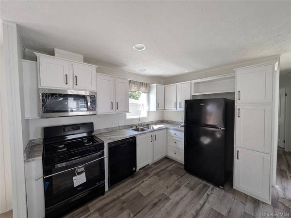 3146 Route 9w #6A, New Windsor, NY 12553