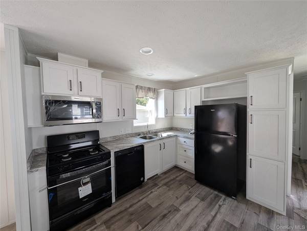 3146 Route 9w #6A, New Windsor, NY 12553