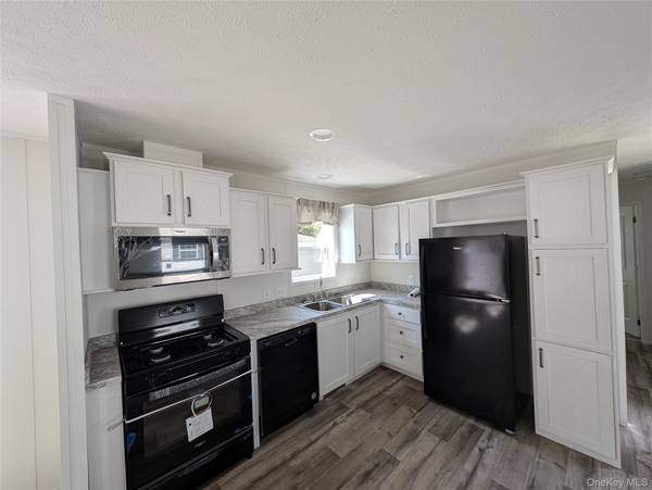 3146 Route 9w #6A, New Windsor, NY 12553