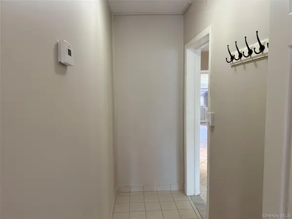 41-39 Benham ST #Apt 1, Elmhurst, NY 11373