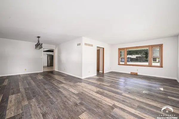116 Linden CIR, Perry, KS 66073