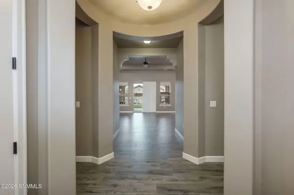 6060 Arosa ST, Las Cruces, NM 88012