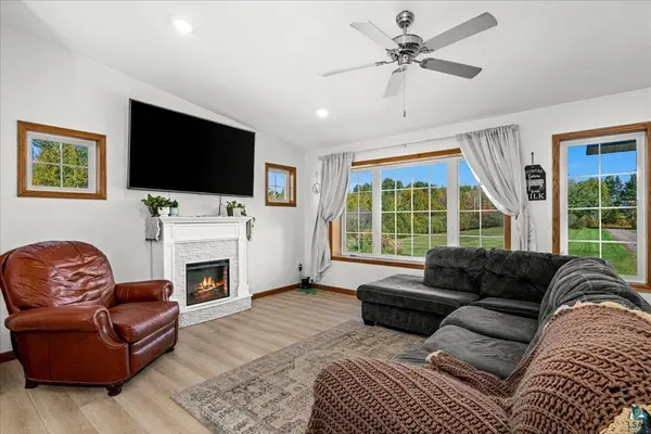 5353 Fairbanks Rd, Culver, MN 55779