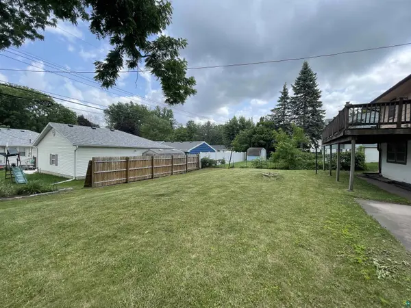 2412 NW 18th Ave, Rochester, MN 55901