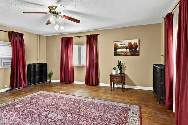 1021 Lafayette AVE, Lebanon, IN 46052