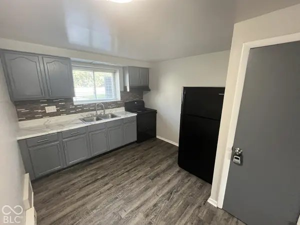 1142 Evans AVE #1, Noblesville, IN 46060