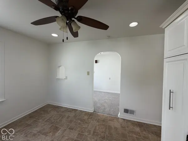 122 S 6th AVE, Beech Grove, IN 46107
