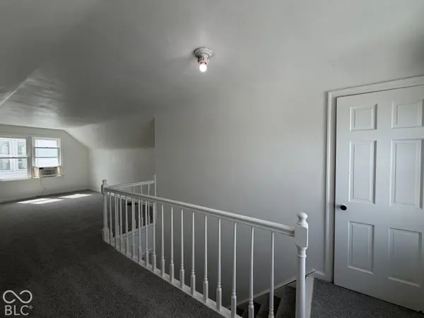 122 S 6th AVE, Beech Grove, IN 46107