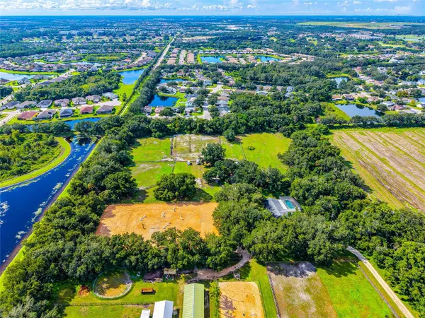 2ND AVE NE, Bradenton, FL 34212