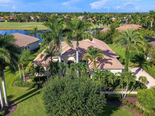6906 BELMONT CT, Lakewood Ranch, FL 34202