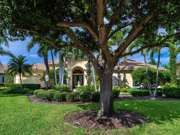 6906 BELMONT CT, Lakewood Ranch, FL 34202