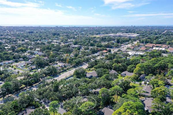 4799 OAK FOREST DR W #43, Sarasota, FL 34231