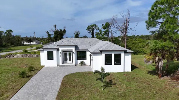 200 REDWOOD RD, Rotonda West, FL 33947
