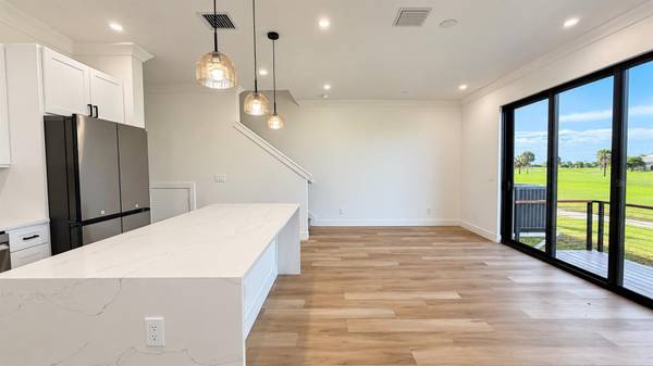 3609 BAL HARBOR BLVD ##2, Punta Gorda, FL 33950