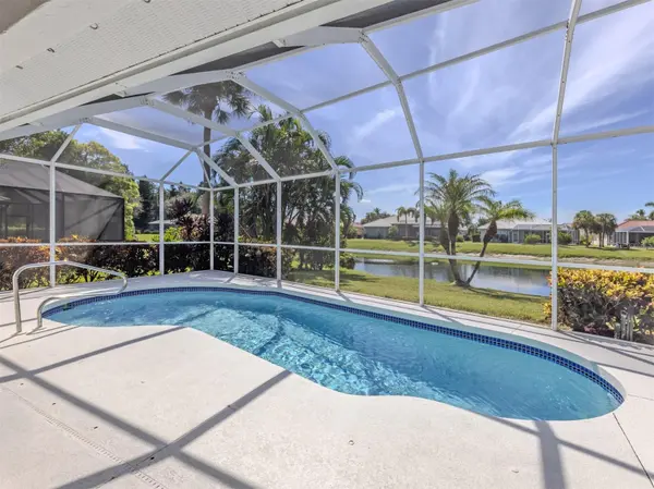 915 BALL DR, Nokomis, FL 34275