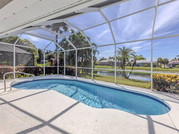 915 BALL DR, Nokomis, FL 34275