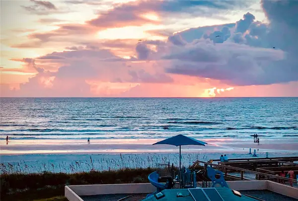 530 ESTHER ST, New Smyrna Beach, FL 32169