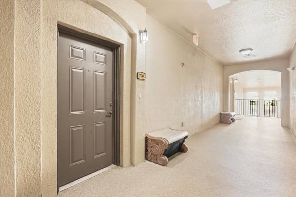 8168 BOAT HOOK LOOP #302, Windermere, FL 34786