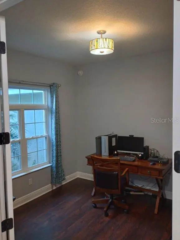 427 CAROLINA AVE, Lady Lake, FL 32159