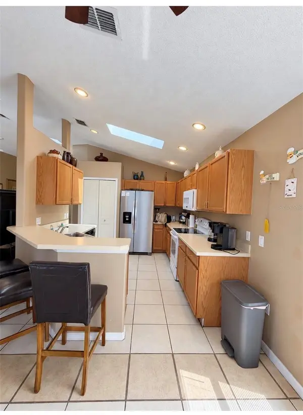 2564 BEAR CREEK CT, Kissimmee, FL 34747