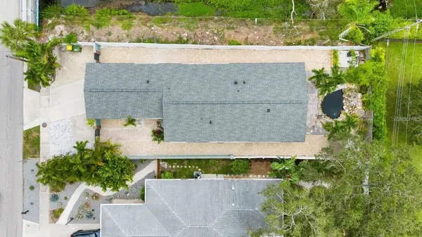2598 WOOD ST, Sarasota, FL 34237