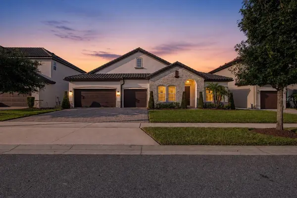 8037 LUDINGTON CIR, Orlando, FL 32836