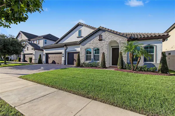 8037 LUDINGTON CIR, Orlando, FL 32836