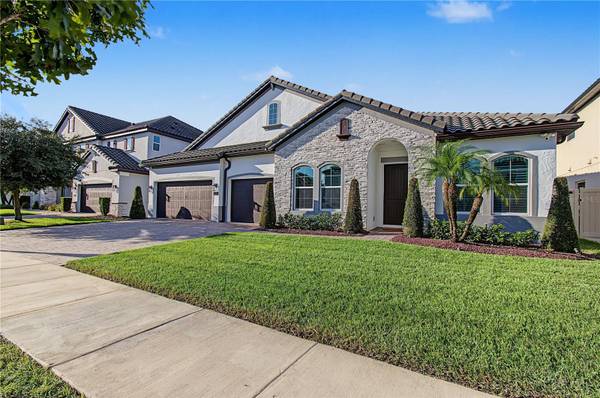 8037 LUDINGTON CIR, Orlando, FL 32836