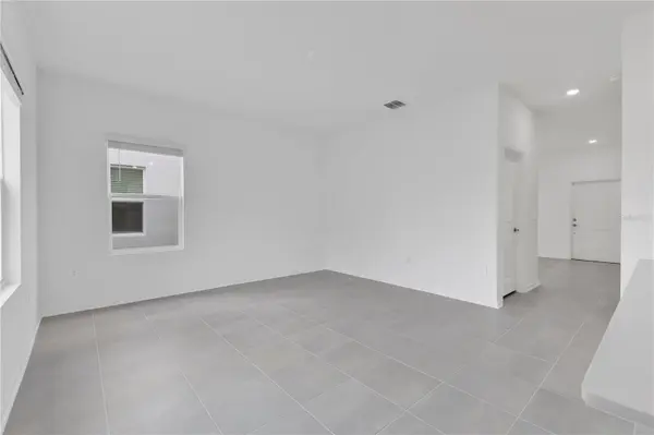 5595 RONIN DR, St Cloud, FL 34771