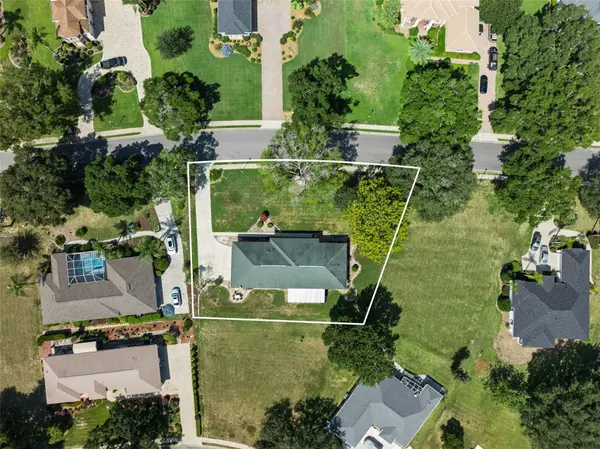 39622 HARBOR HILLS BLVD, Lady Lake, FL 32159