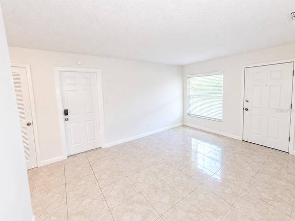 336 GREENS END ST, Orlando, FL 32810