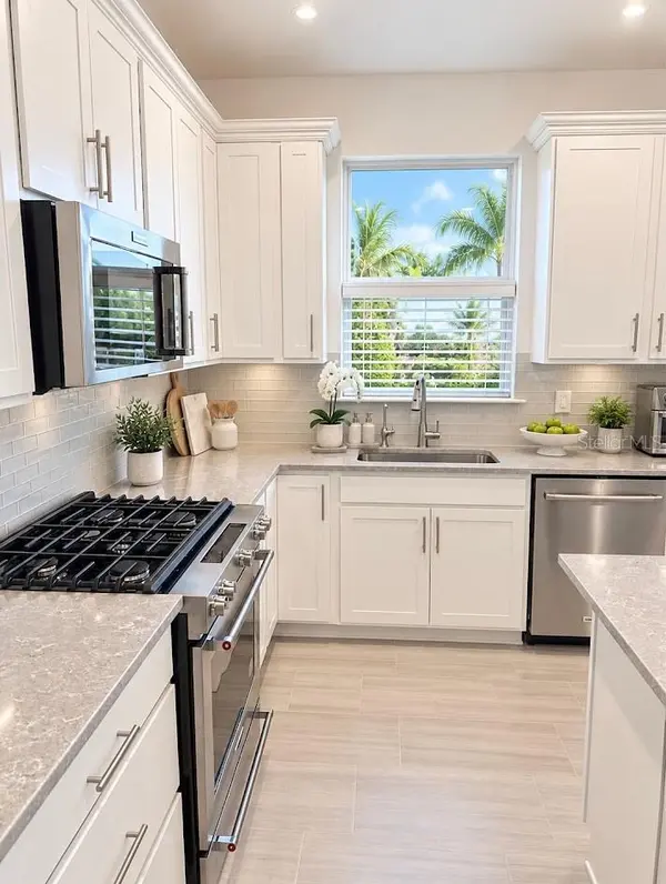 16005 SHORELINE DR, Punta Gorda, FL 33982