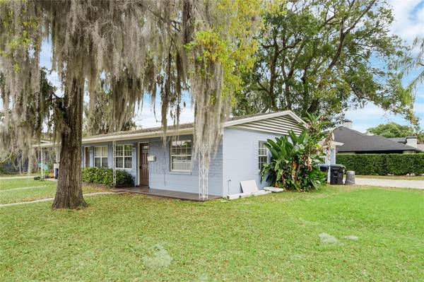 2037 WOODLAWN DR, Orlando, FL 32803