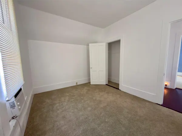 21 S MARY ST, Eustis, FL 32726