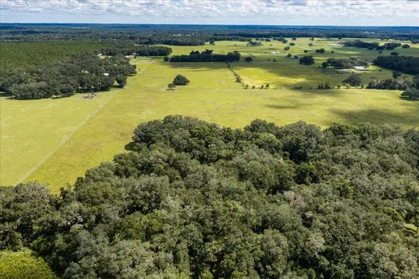 SE 215TH AVE, Morriston, FL 32668