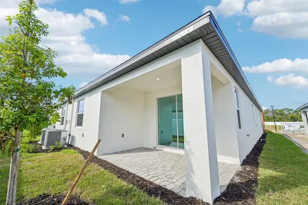 9026 LEEWARD DR, Palmetto, FL 34221