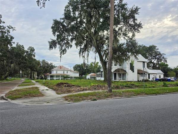 206 S VERNON AVE, Kissimmee, FL 34741