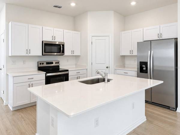 6010 NAVONA WAY, Winter Haven, FL 33884