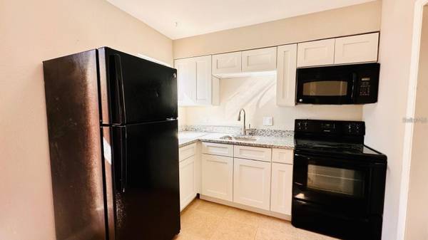 390 W HAINES BLVD #9, Lake Alfred, FL 33850