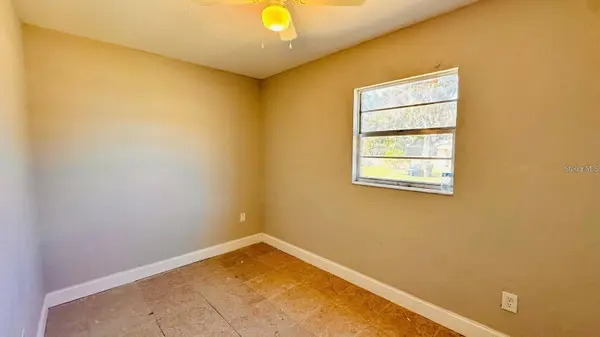 390 W HAINES BLVD #9, Lake Alfred, FL 33850