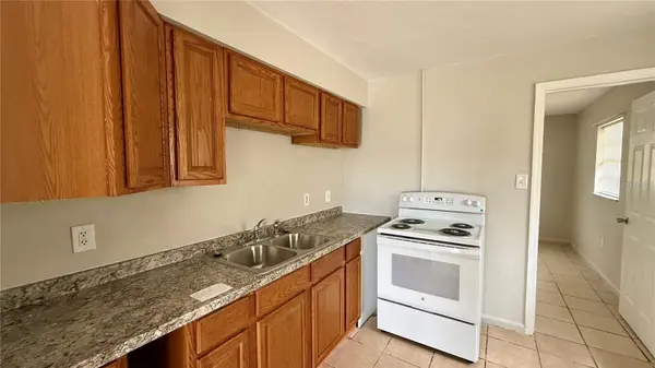 207 MILL ST, Wildwood, FL 34785