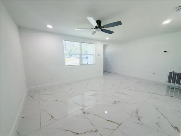6400 MONTANA AVE, New Port Richey, FL 34653