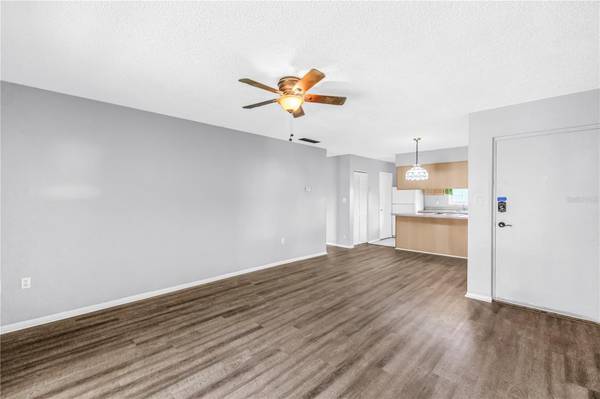 8218 11TH ST N #D, St Petersburg, FL 33702