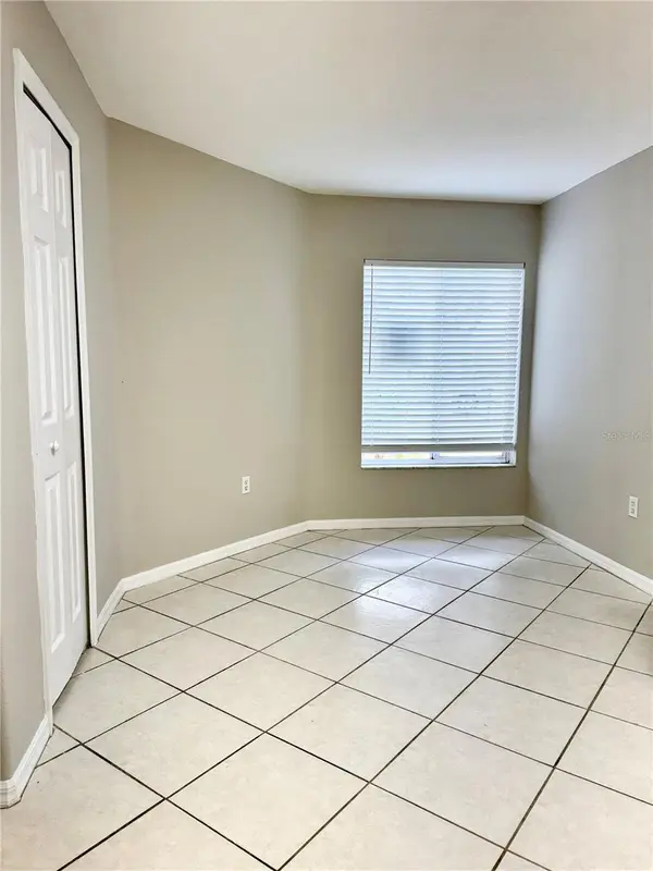 10431 ISLEWORTH AVE, Tampa, FL 33647