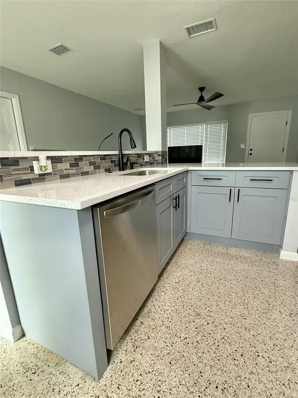 2805 46TH ST S, Gulfport, FL 33711