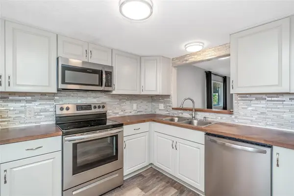 6308 NEWTOWN CIR #8C1, Tampa, FL 33615