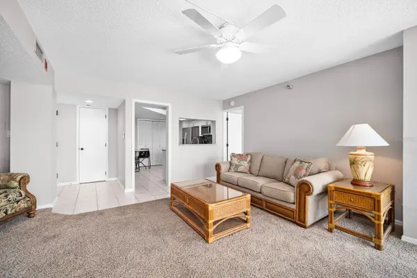690 ISLAND WAY #912, Clearwater, FL 33767