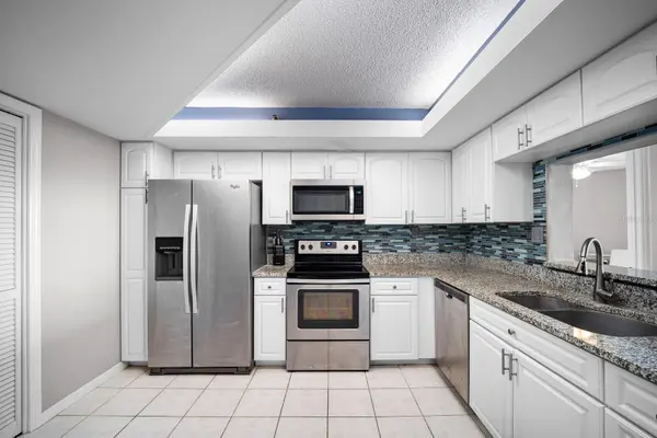 690 ISLAND WAY #912, Clearwater, FL 33767