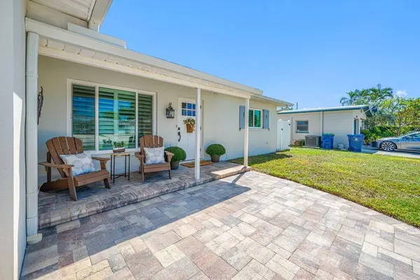 1444 COREY WAY S, South Pasadena, FL 33707